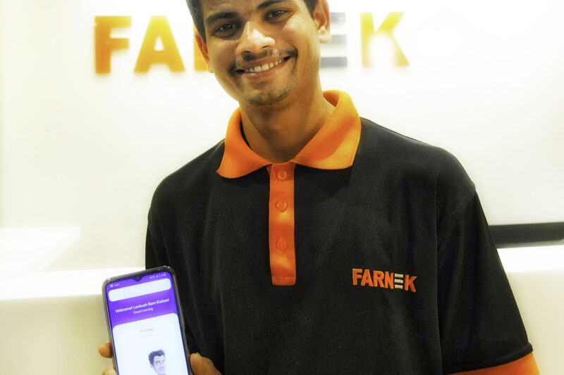 FARNEK EMPLOYEES GET A BUDDY APP