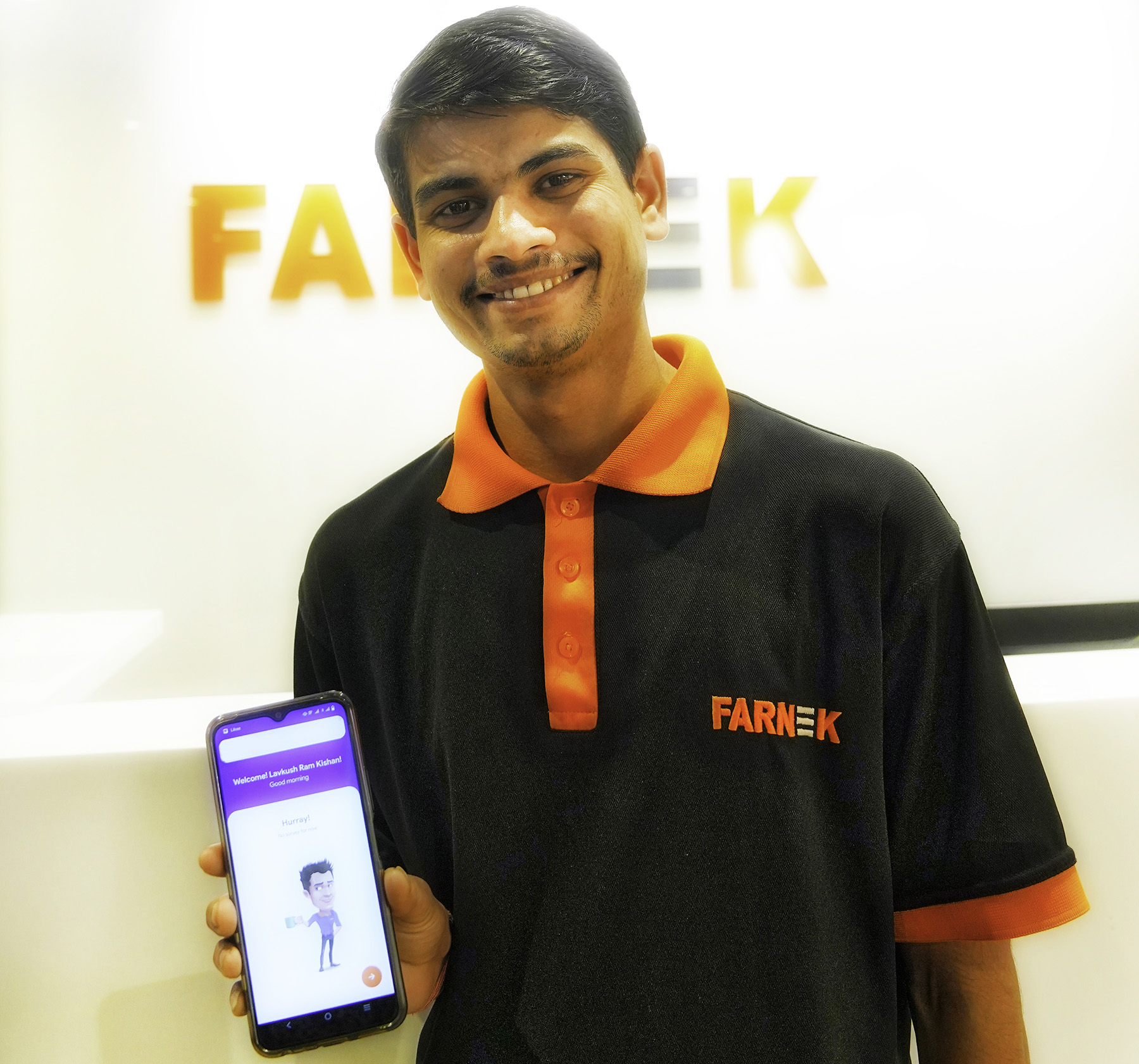 FARNEK EMPLOYEES GET A BUDDY APP