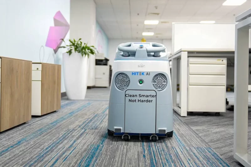 hitek-ai-robot-as-a-service-2